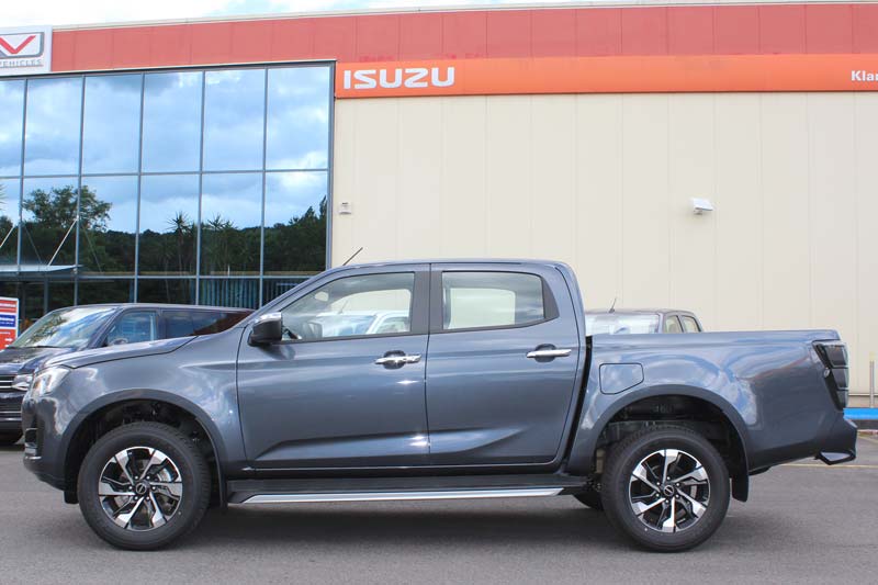 Isuzu Zugfahrzeug mit hochwertiger Ausstattung und Erhöhung der Nutzlast auf 3,5 Tonnen in Eltmann bei Klarmann-Lembach